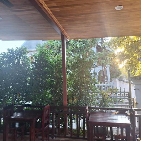 Le Khounsok Boutique Hotel 루앙프라방 외부 사진