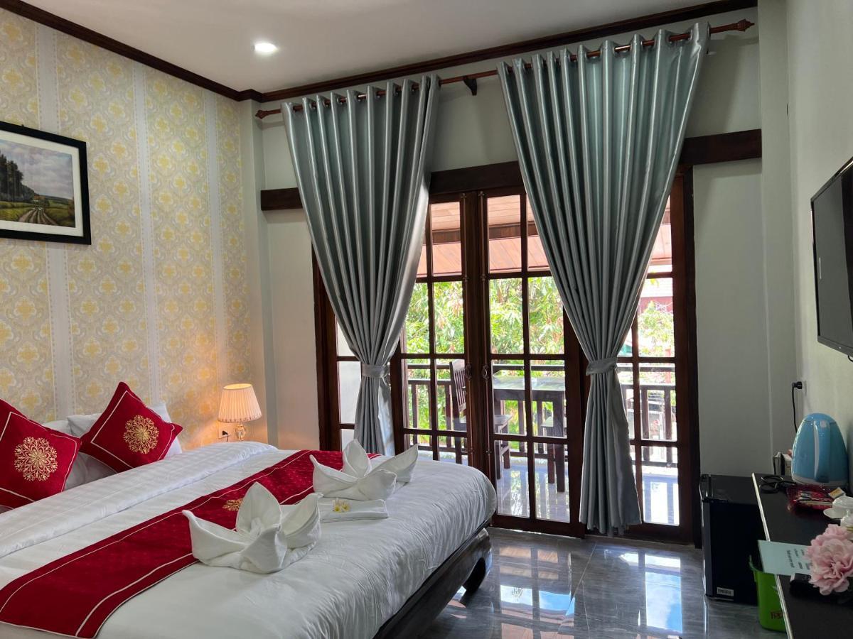 Le Khounsok Boutique Hotel 루앙프라방 외부 사진